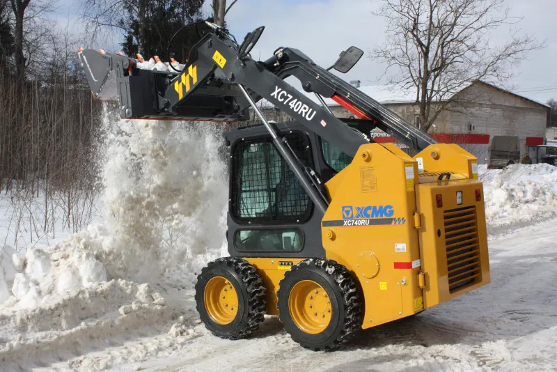 Мини-погрузчик XCMG XC740RU