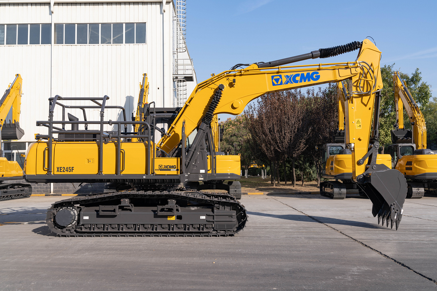 Гусеничный харвестер XCMG XE245F