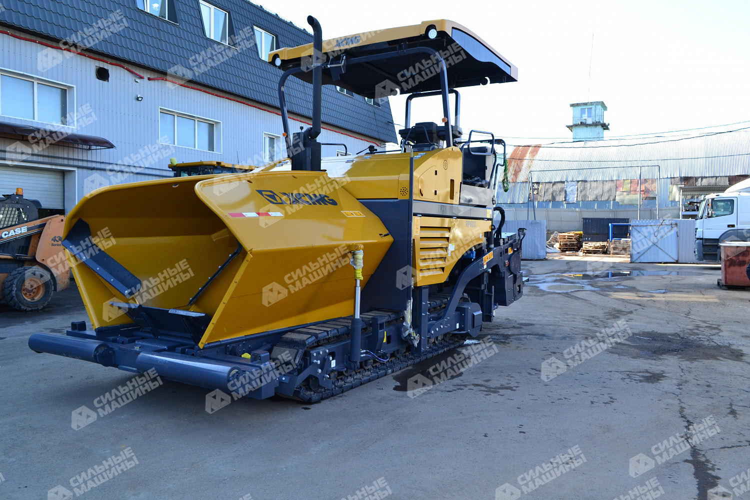 Асфальтоукладчик XCMG RP603 PRO
