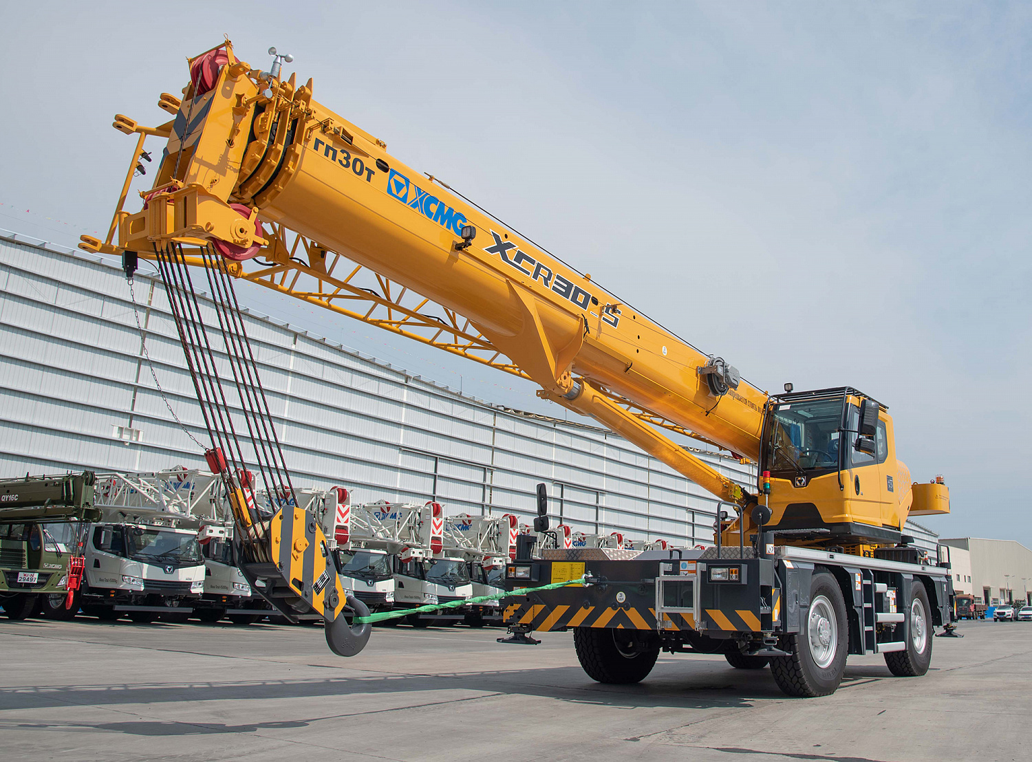 Короткобазный кран XCR30_S