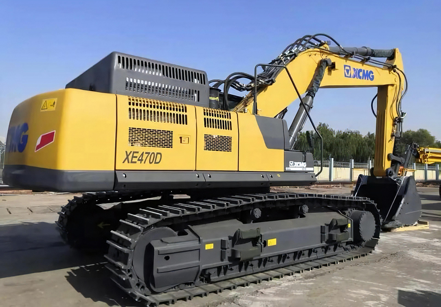 Гусеничный экскаватор XCMG XE470D